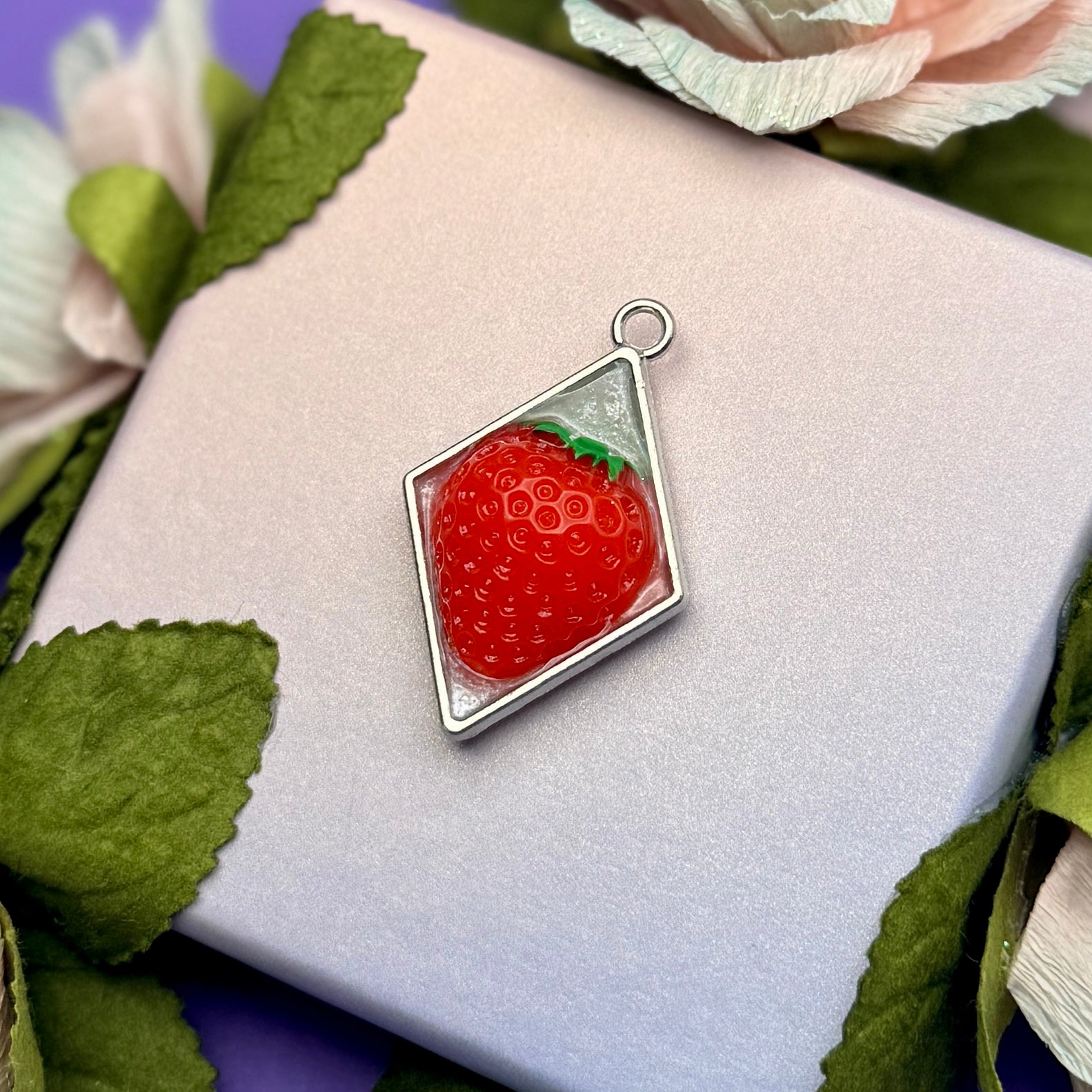Keychain - Strawberry Diamond