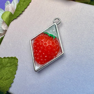 Keychain - Strawberry Diamond