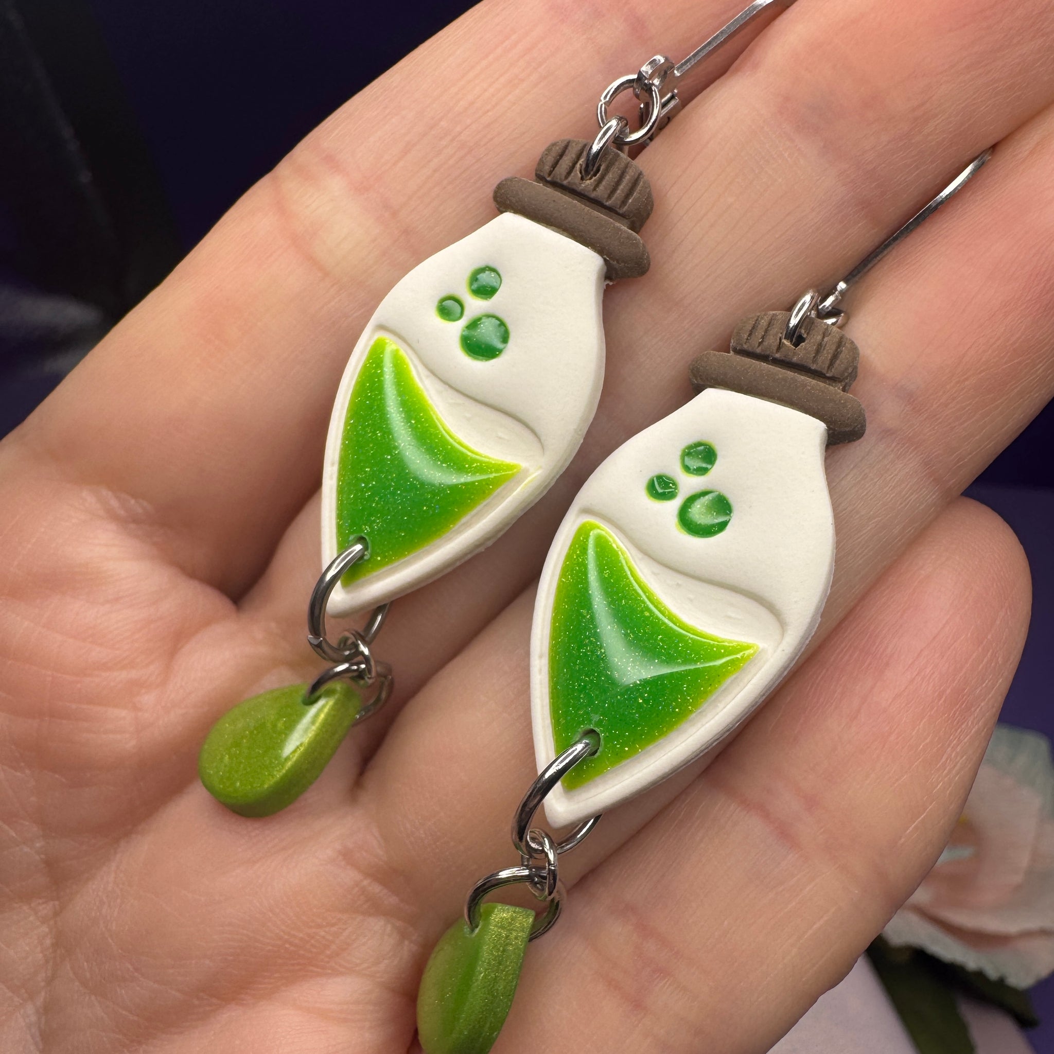 Earrings - Potion Bottle (Stamina)